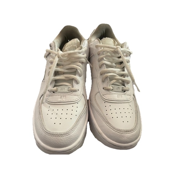 Nike Mens White Air Force One AF1 Shoes 10 Minimal Creasing Fair Condition - Picture 4 of 10